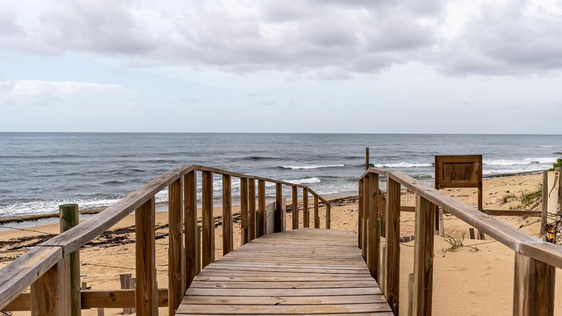 Apartment 3 Bedroom Oceanfront Beachhouse Isabela Puerto Rico